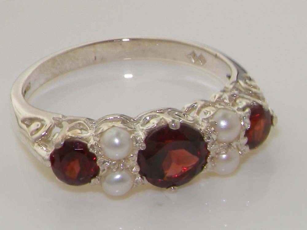Quality Vintage Design Solid 925 Sterling Silver Natural Garnet & Pearl Ring