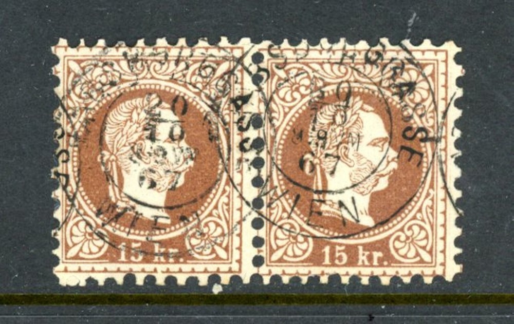 Austria Scott # 38 - Used - Pair - CV=$31.00                   (2-C186)