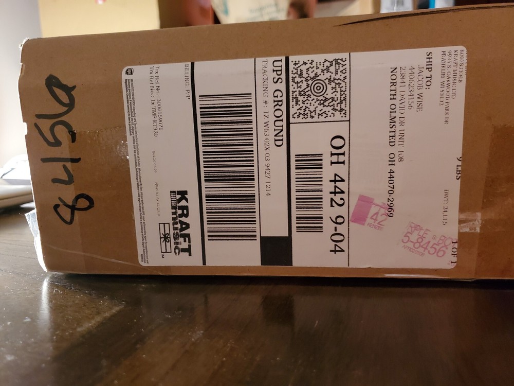 On-Stage KT320 Keyboard Bench unopened