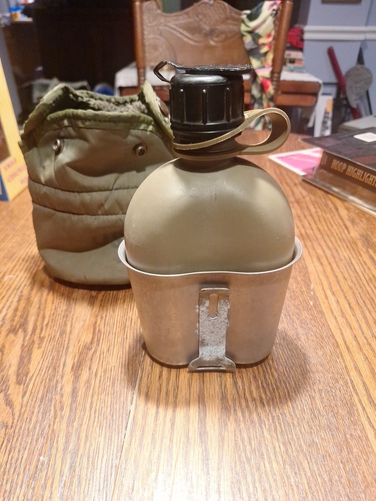 US Army Canteen Reyes Industries