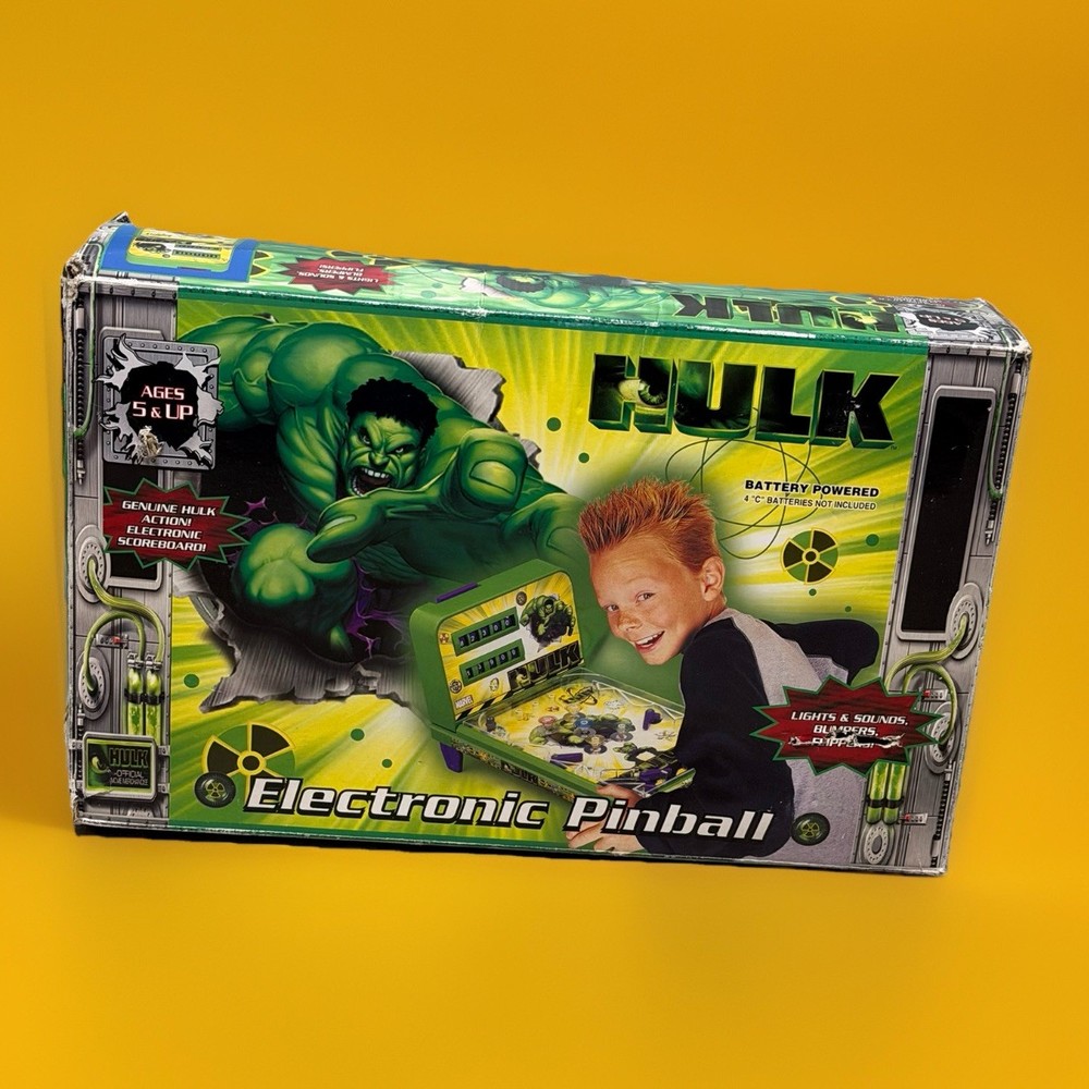 2003 MARVEL THE INCREDIBLE HULK ELECTRONIC PINBALL MACHINE RARE