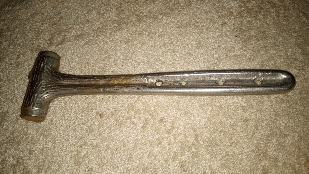 VINTAGE NICKEL -PLATED NUTCRACKER MALLET HAMMER W/LOG TREE BARK PATTERN L@@K!!