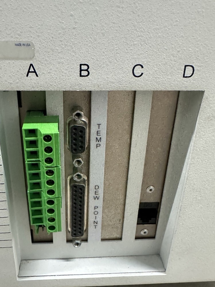 General Eastern OPA10XA1X000000 Optica Hygrometer Dew Point Analyzer