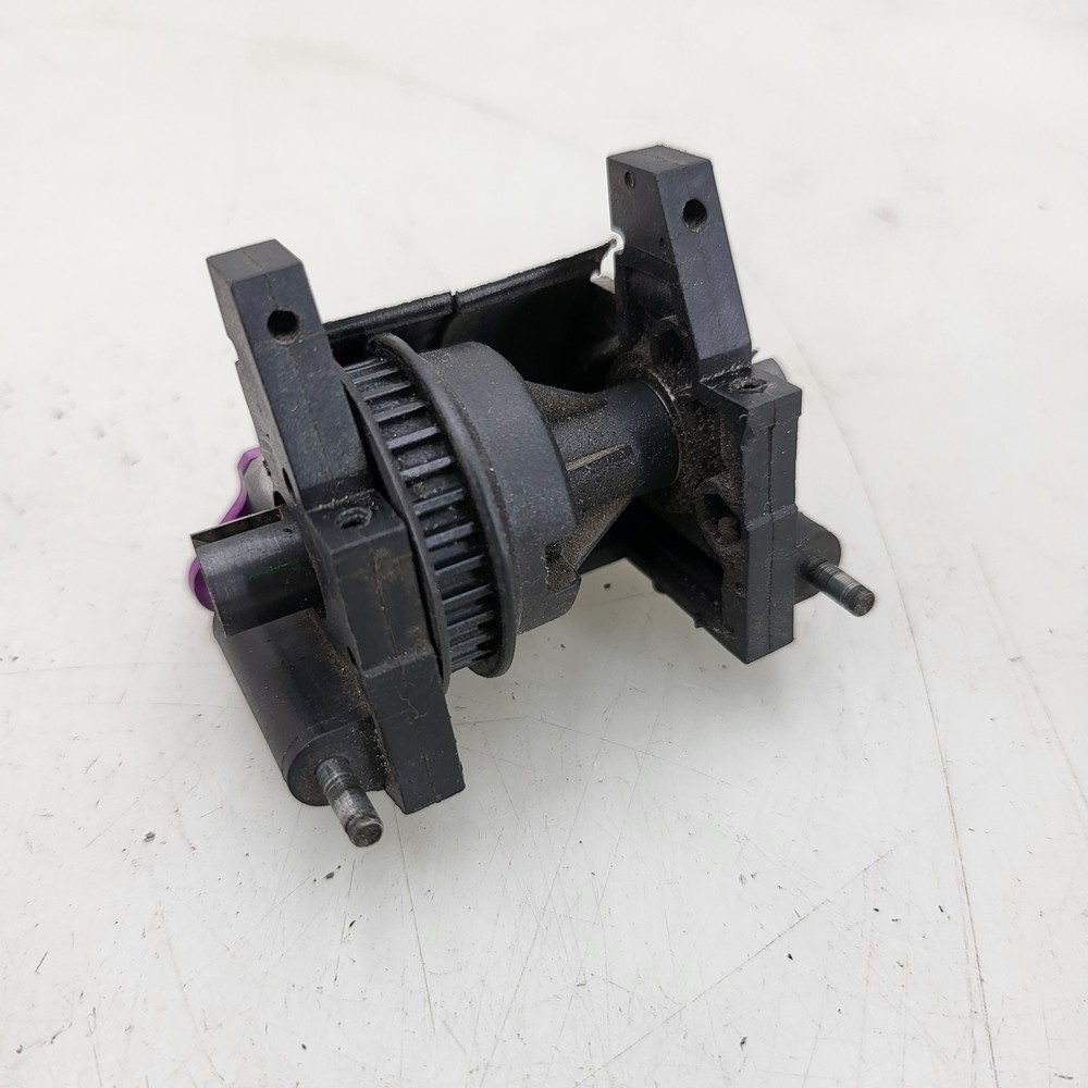 HPI Racing Sprint 2 rear diff with case, hinge pins, purple toe block