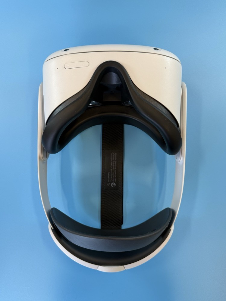 Meta Quest 2 Virtual Reality Headset KW49CM White