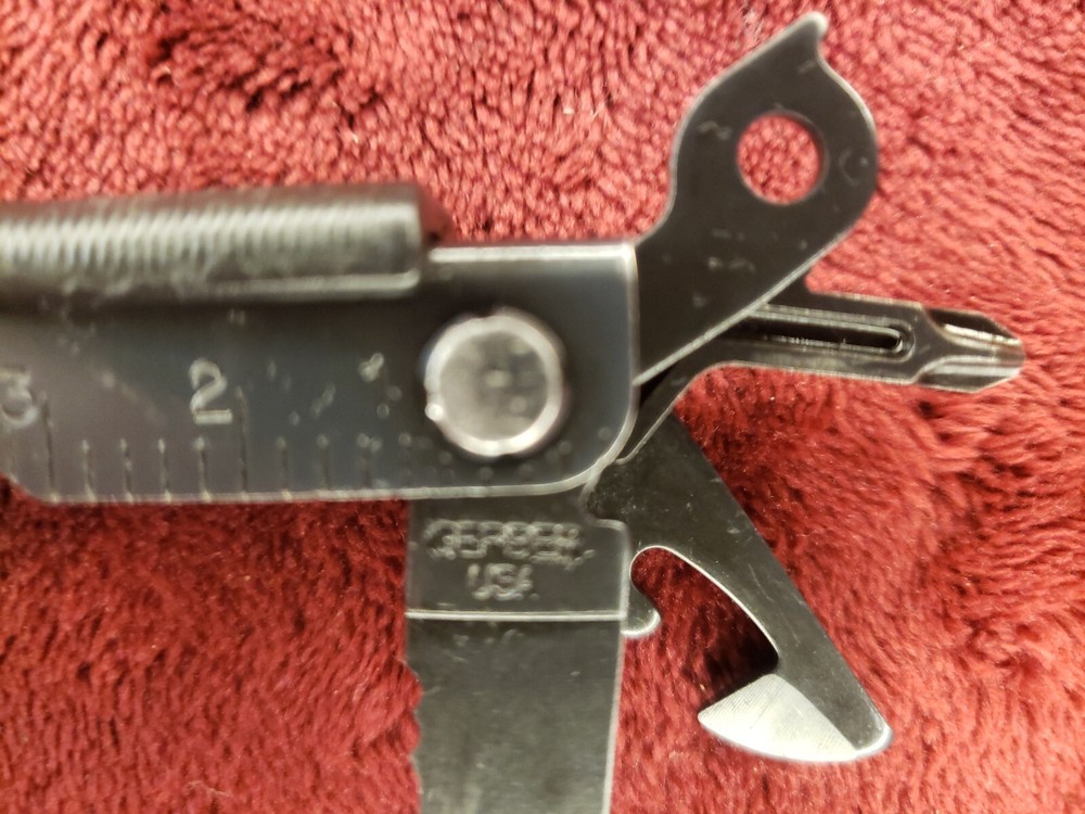 🔪🔪 Gerber Multi Tool Black Needlenose MP600