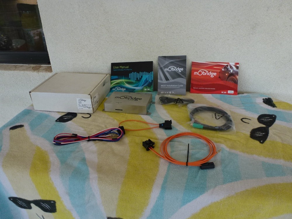 Mobridge A2010 Porsche iPod Vehicle Integration Module Kit Set