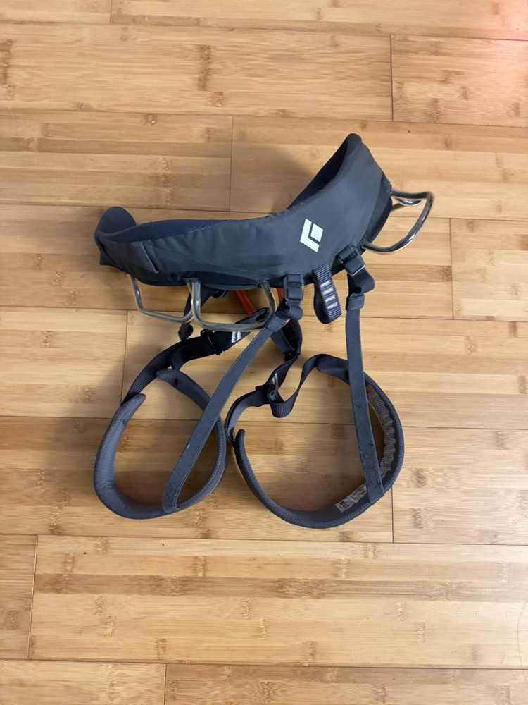 Black Diamond Climbing Harness Size Small
