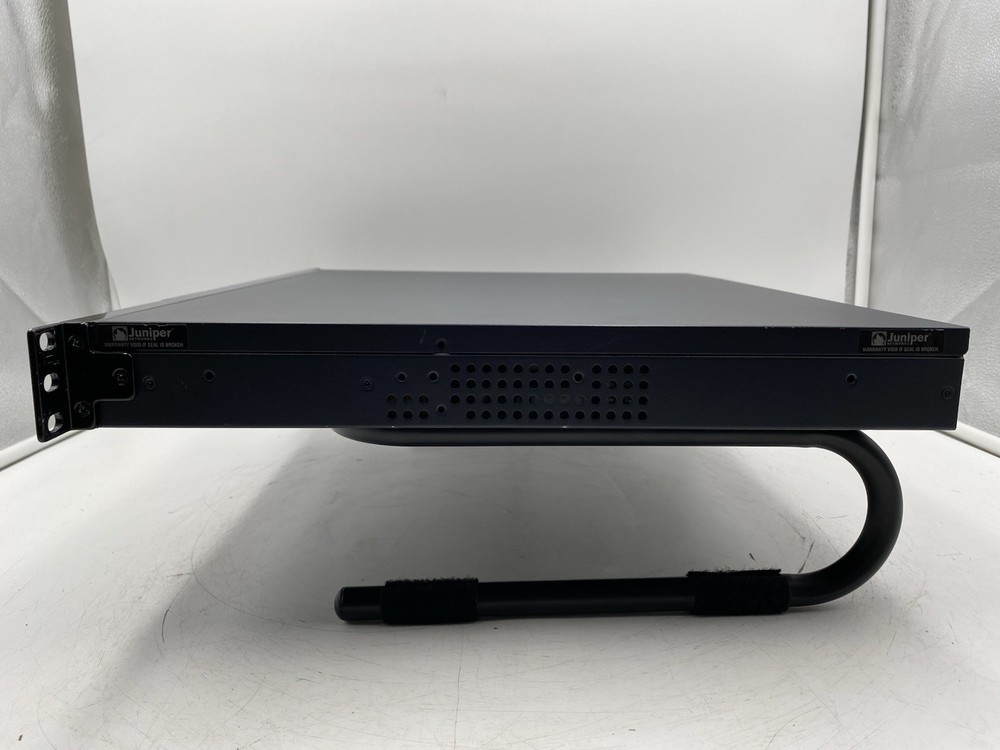 Juniper Networks SA2500 Secure Access 2500 Base System VPN Appliance JNMR1