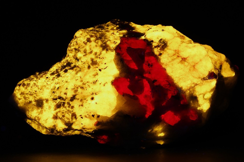 Fluorescent Ruby, Scapolite from China