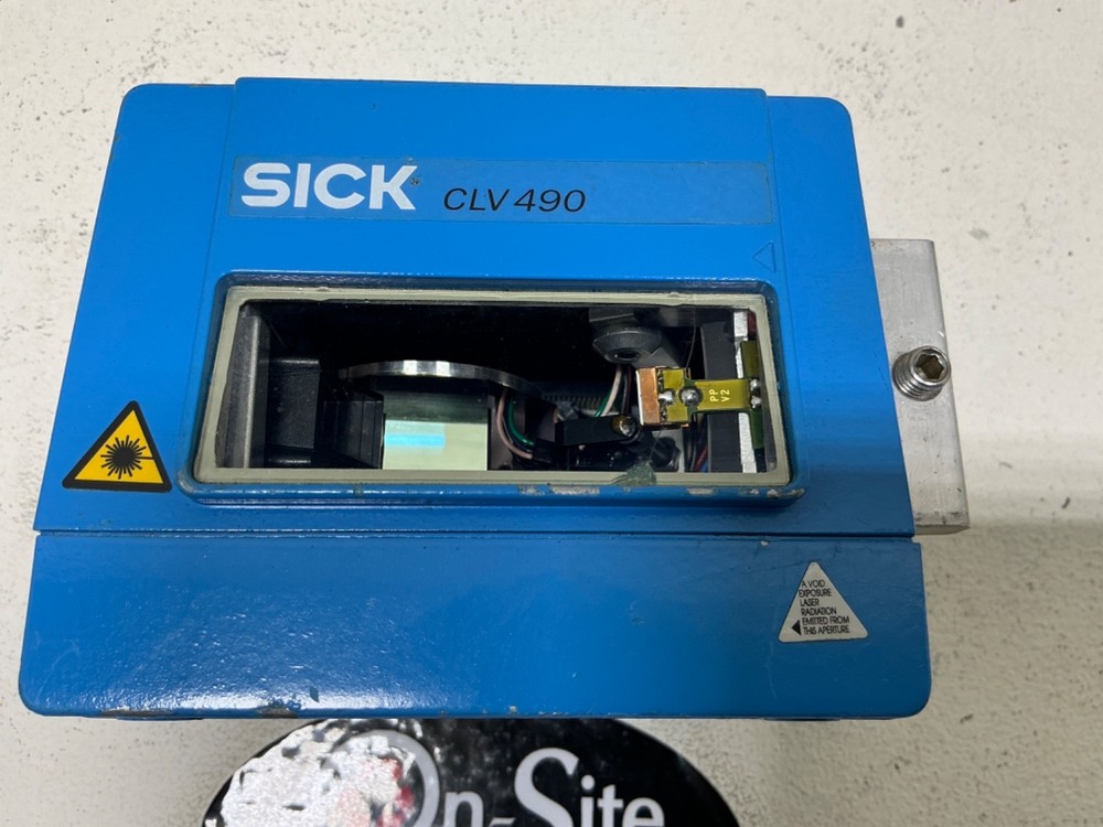 SICK CLV490-0010 FIXED MOUNT BARCODE SCANNER CLV490
