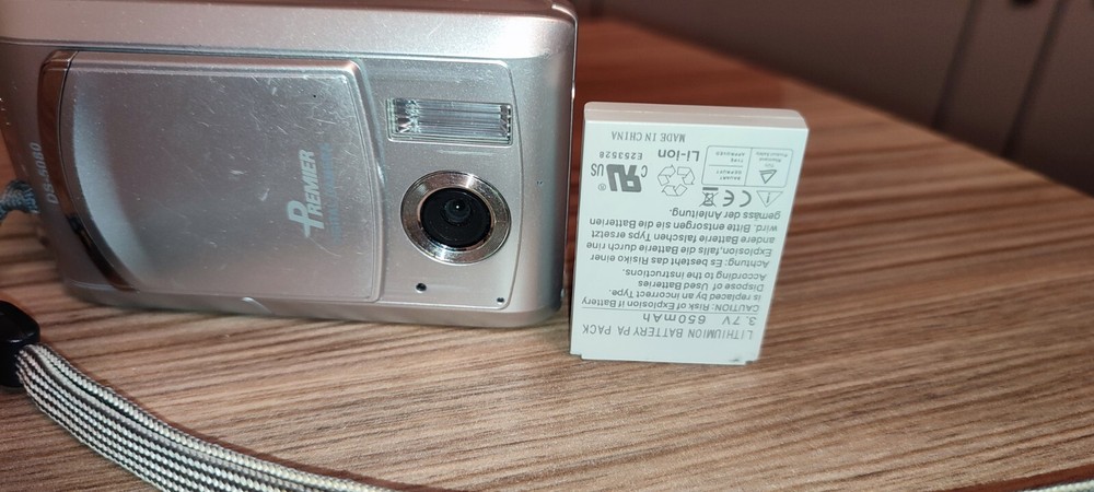 Premier DS-5080 5.0MP Compact Digital Camera Silver