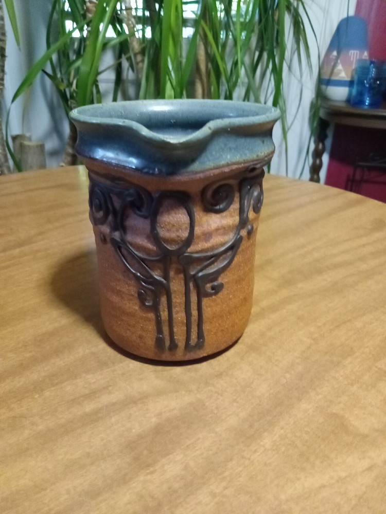 Unique Hand Thrown Studio Art Stoneware Pottery 4³/⁴" Pitcher Signed