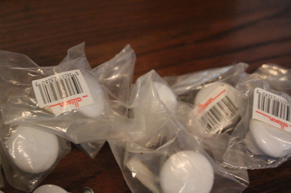 11 White Porcelain Round Knobs Pulls Cabinet Door