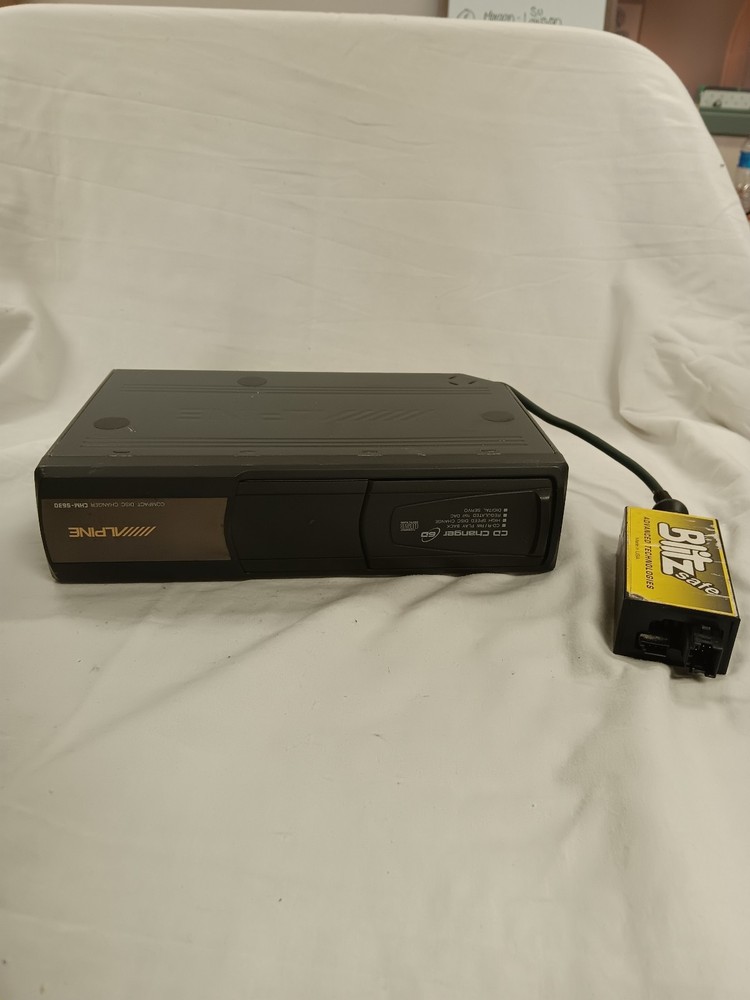 CHM-S630 *Read Description* Alpine Disc CD Changer