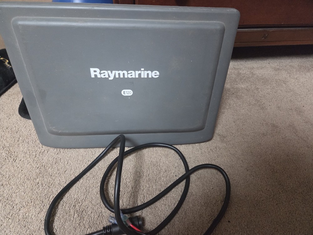 DEFECTIVE Raymarine E120 Chartplotter G3D- See Description