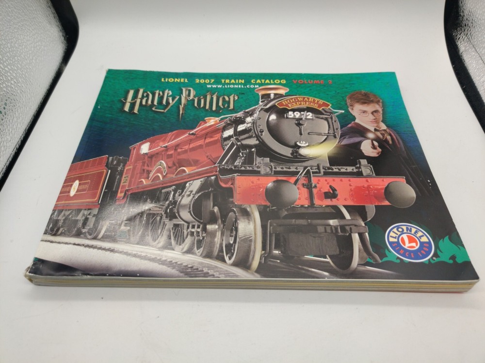 LIONEL TRAIN CATALOG 2007 Volume 2