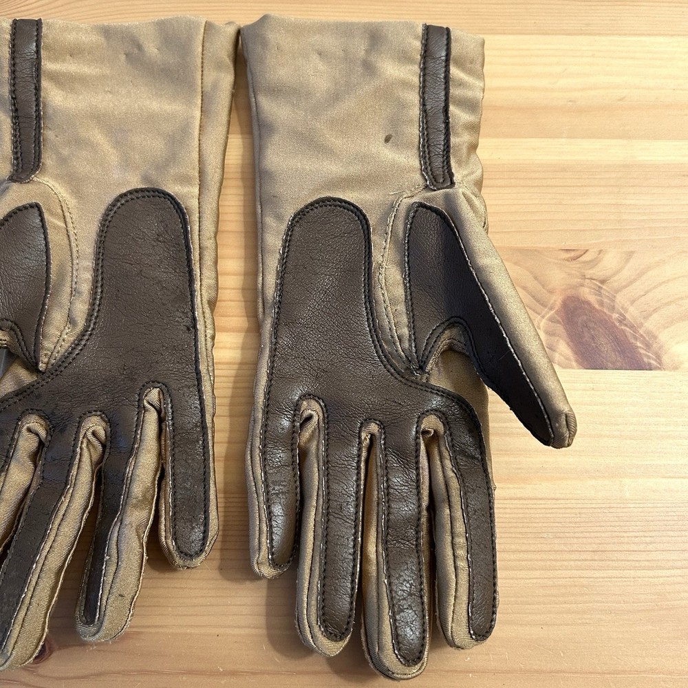 Isotonor Beige Gloves Nylon Polyester Size Small - Medium WARM INSIDE