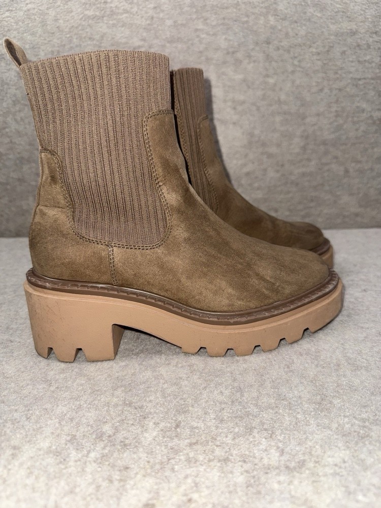 Universal Thread Women’s Size 8 Chunky Platform Boots Zip