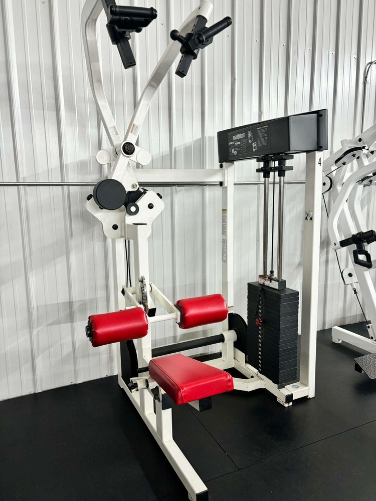 paramount rotary lat pulldown machine