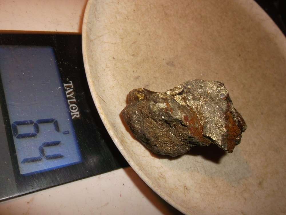 Gold, silver, copper, 64 grams samples ,ore high grade .
