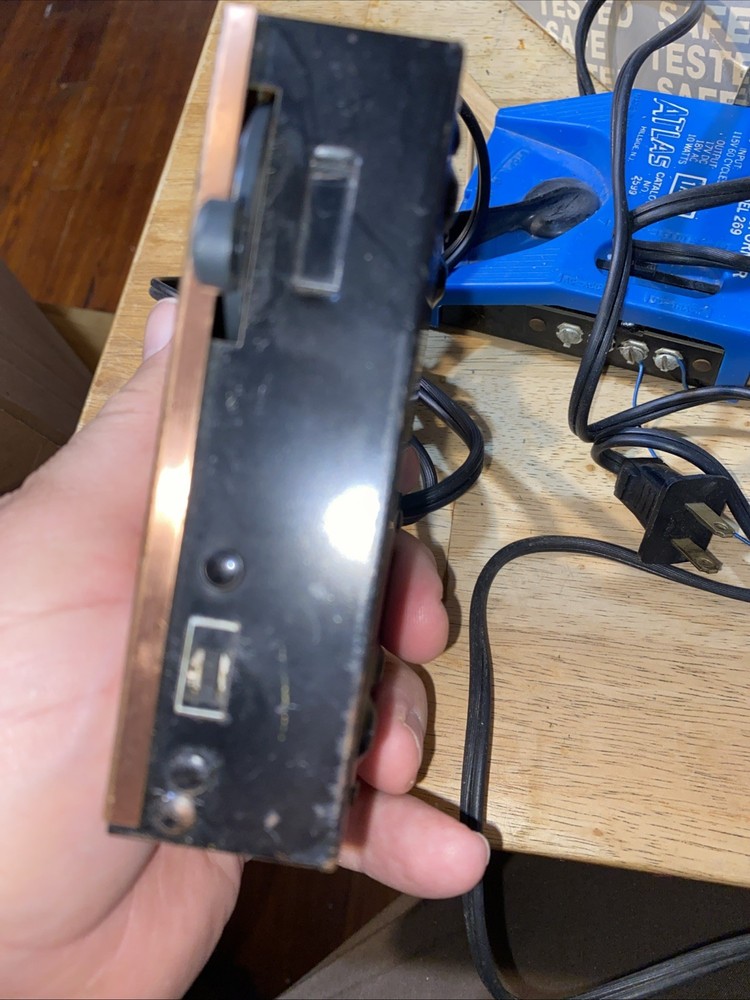 Hobby transformer power controller for all HO trains