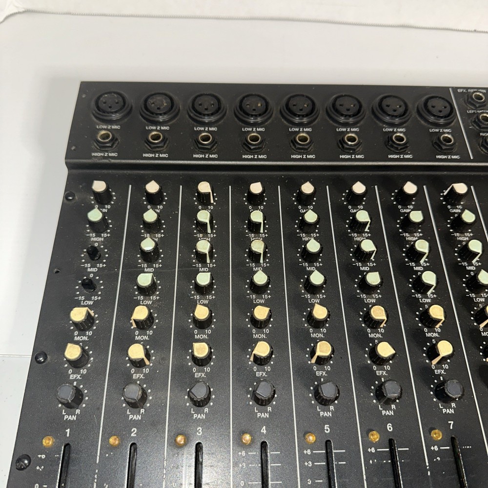 Peavey Unity 1000 8 Channel Analog Mixer Mixing Board
