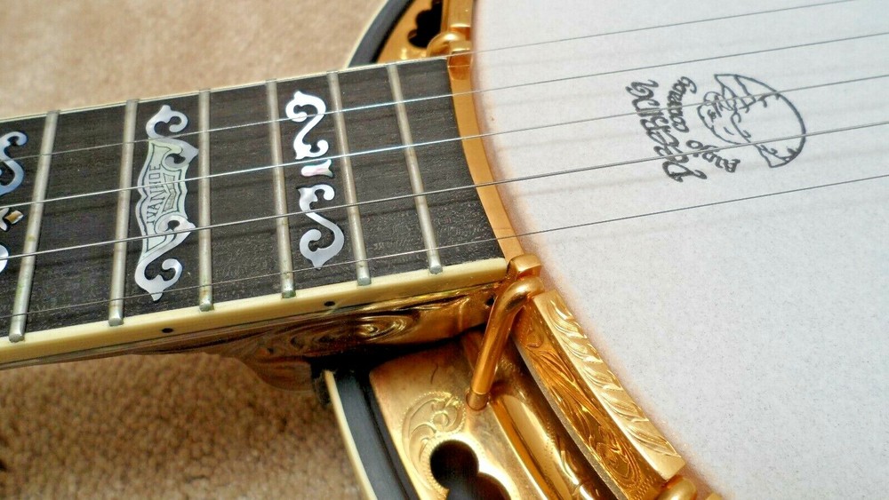 1993 DEERING IVANHOE 5-STRING BANJO with original HSC