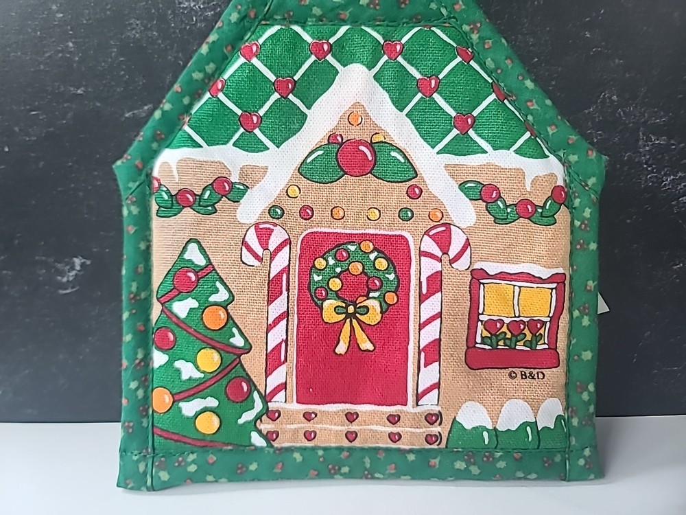 Christmas House Pot Holder
