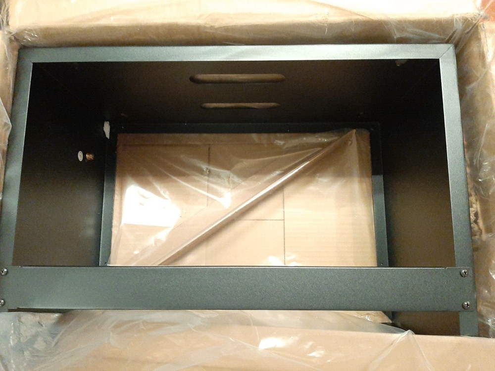 StarTech.com 6U 12 Inch Steel Wall Mount Bracket For Patch Panels NEW