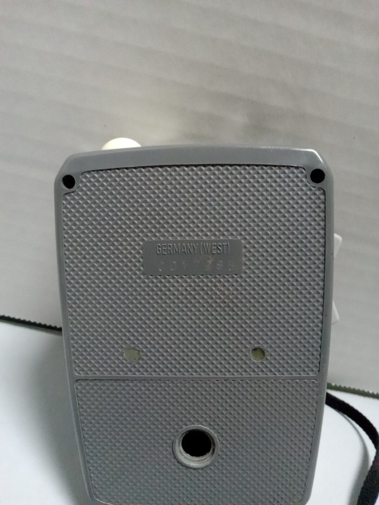 GOSSEN MULTIBEAM ELECTRONIC LIGHT METER CDS (As-Is Untested)