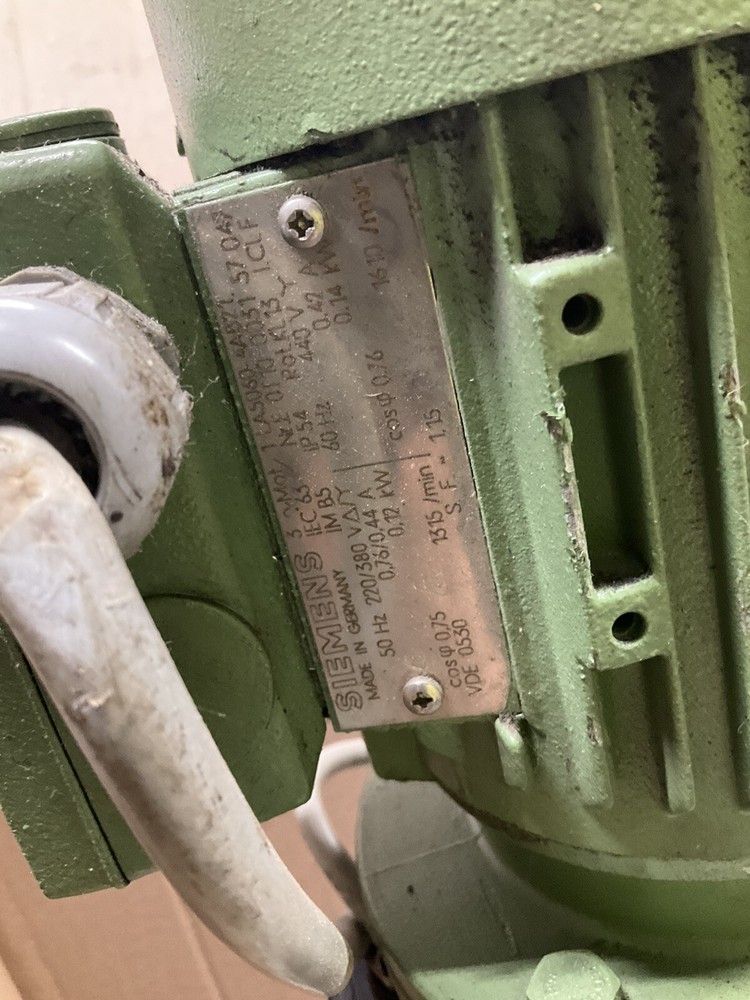 Runbschactisch Rotary Gear Drive Positioning Tool Change CNC Ts220