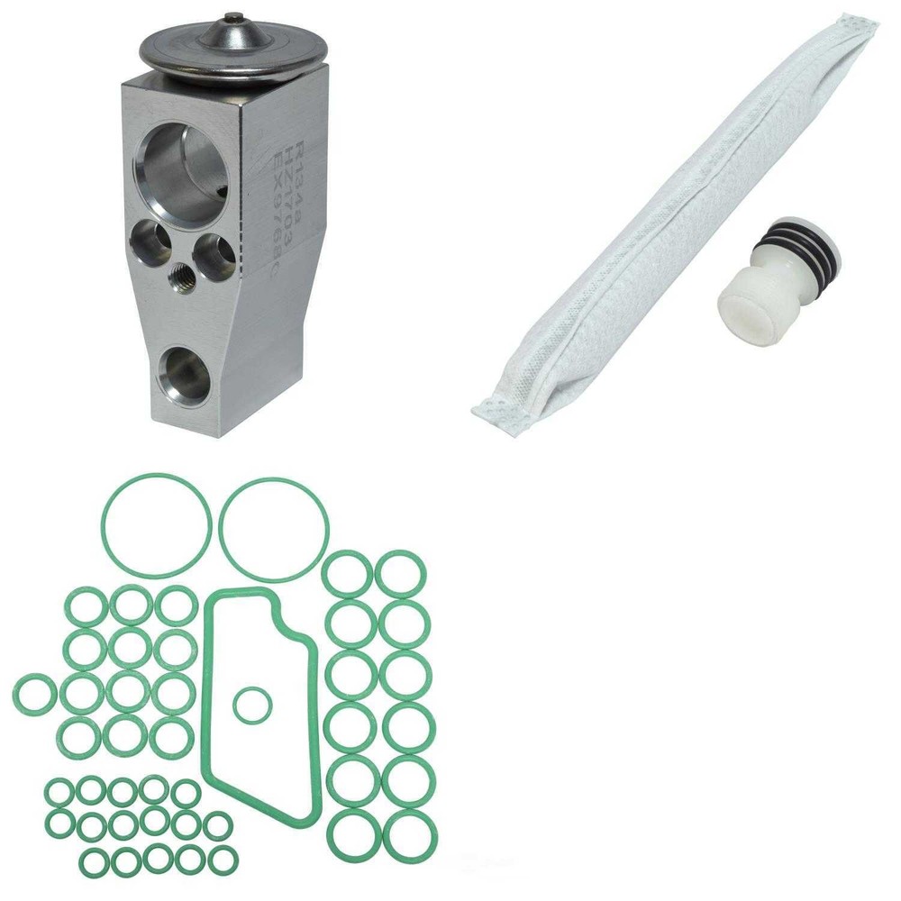 A/C System Repair Kit UAC AK 2009