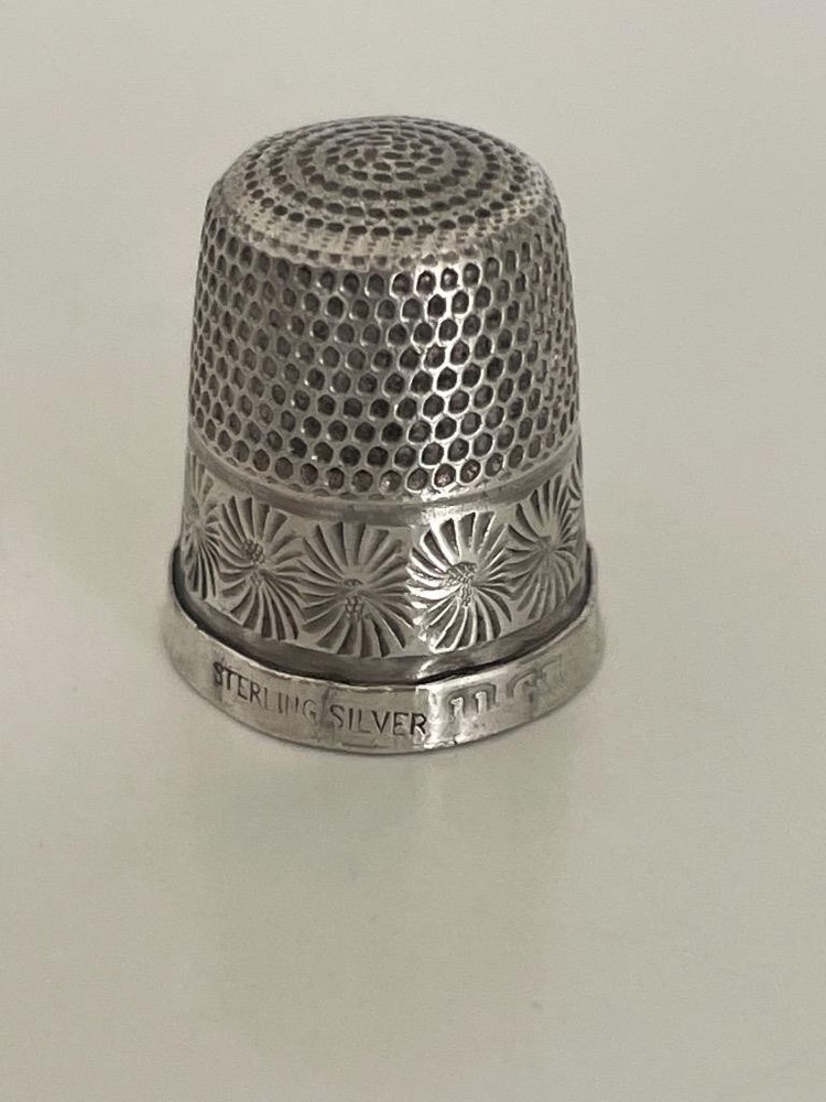 STERLING SILVER THIMBLE