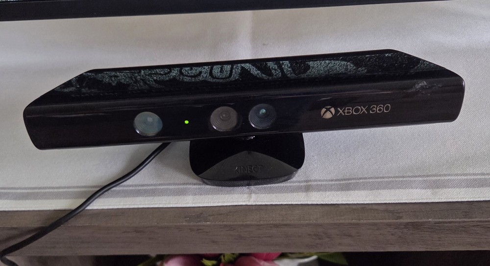 Microsoft Xbox 360 Kinect Sensor Bar Black