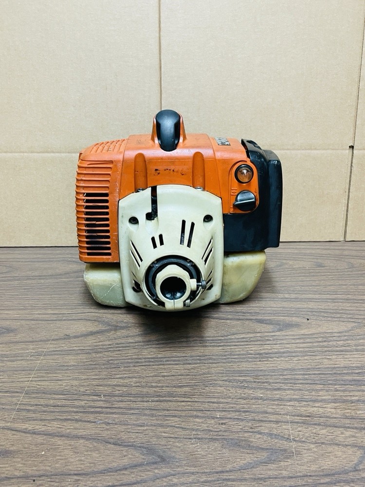 STIHL FS250 Trimmer Engine Head 40cc Project STARTS UP Needs Repair Read Notes🔧