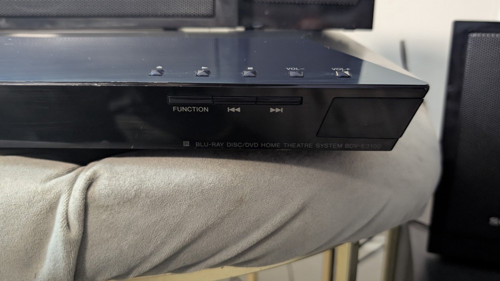 Sony 3D Smart Blu-ray BDV-E3100 Bluetooth Home Theatre System 5.1 1000W
