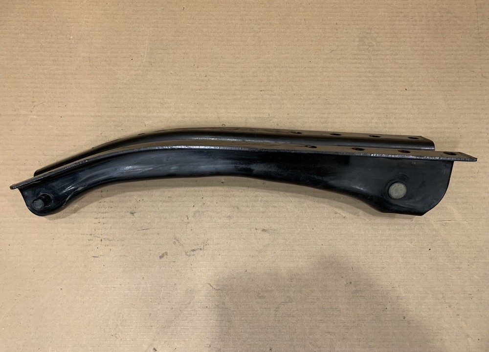 Muffler Mounting Bracket VOLVO 21359582,