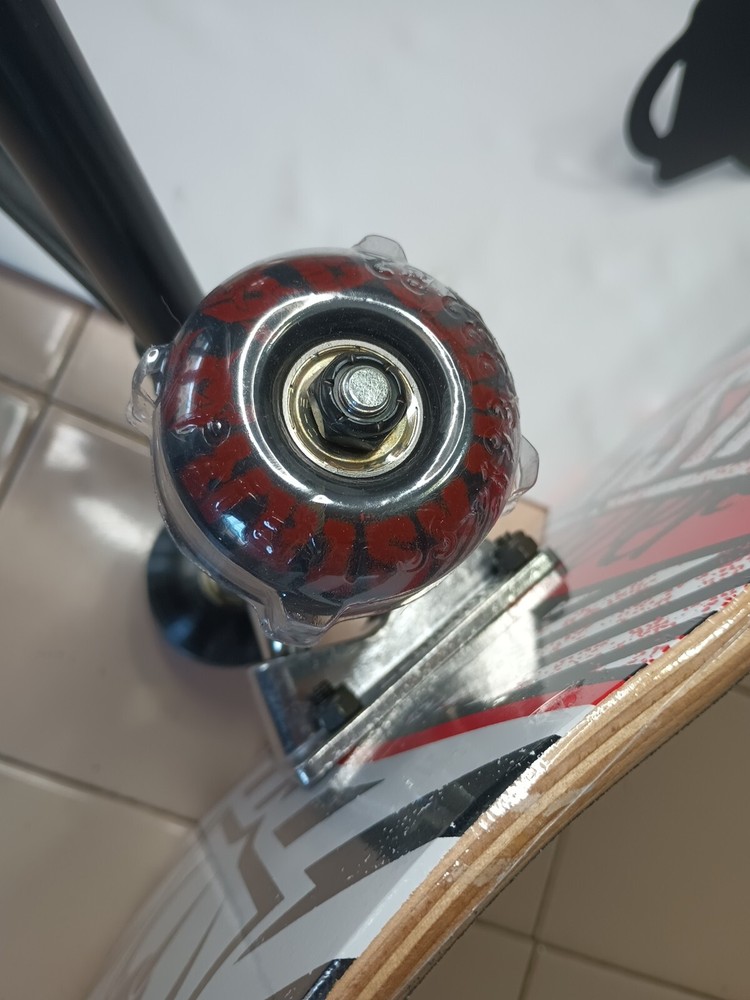 Darkstar Skateboard DS40 Complete Skateboard