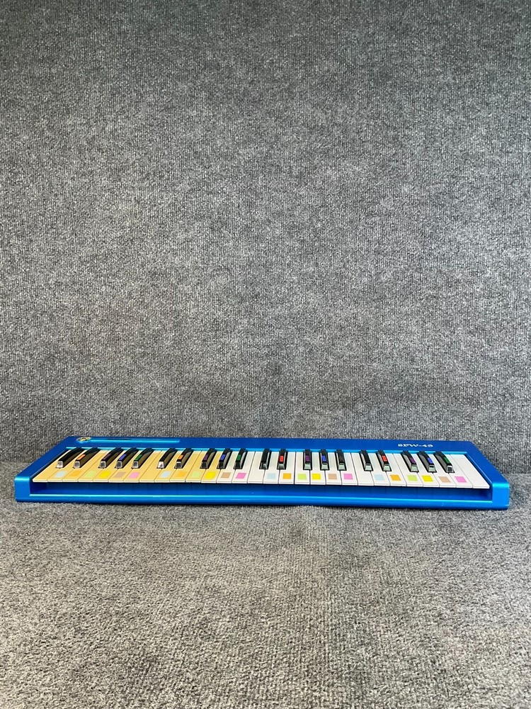 Suzuki SPW-49 USB MIDI Keyboard Controller 49 Key Blue Tested