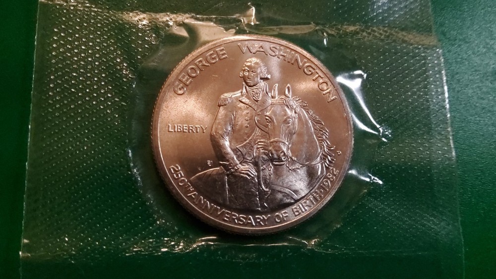 1982 D & 1986 S Commemorative Half dollar Silver & Clad Washington & Liberty -C2