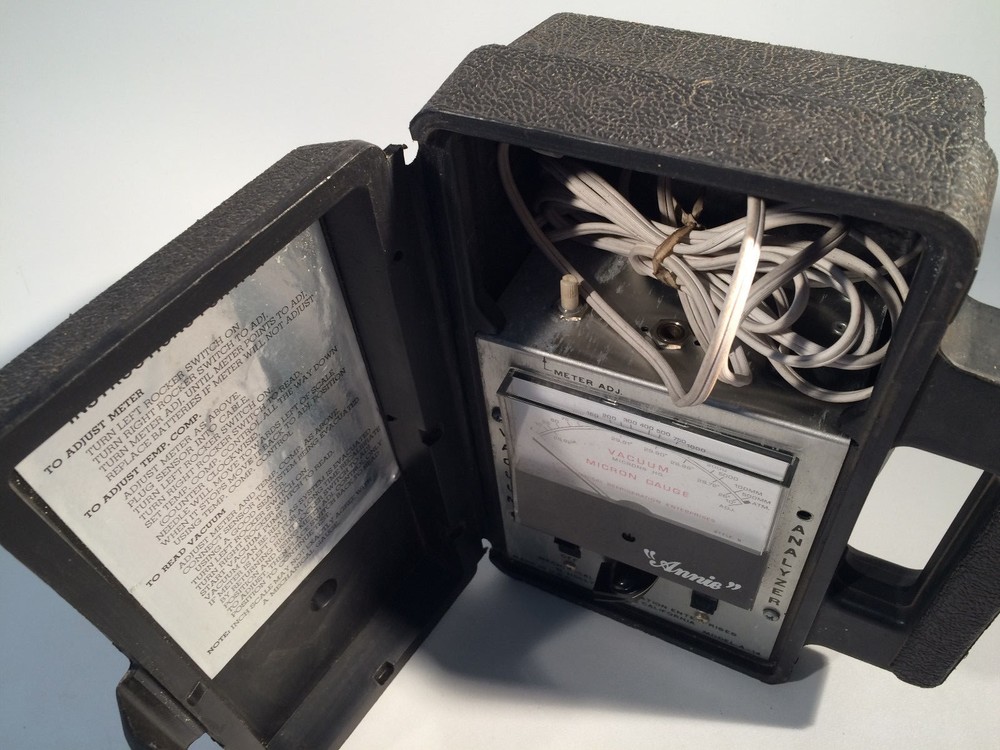ANNIE Model A-14 Vacuum Analyzer