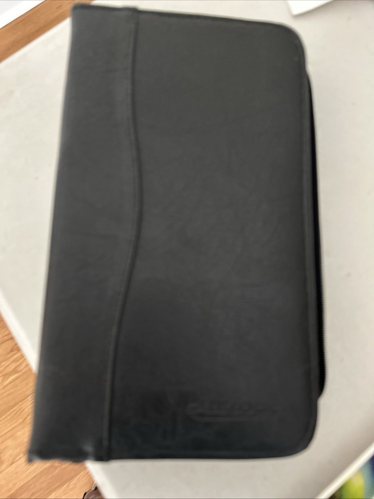 Case Logic Black Cd DVD Holder Holds 90