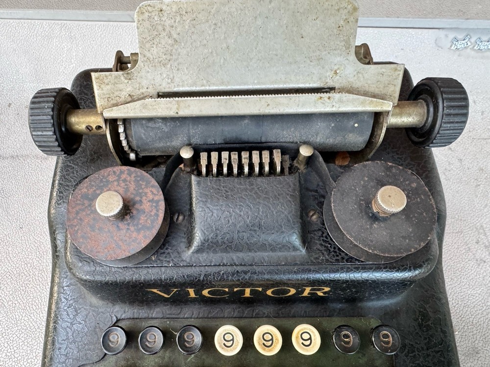 VICTOR Adding Machine Vintage 1920's Working