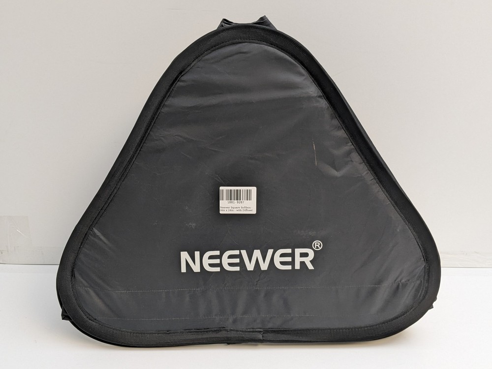 Neewer 24"x24" Square Softbox w/ Diffuser Cover Studio Lighting