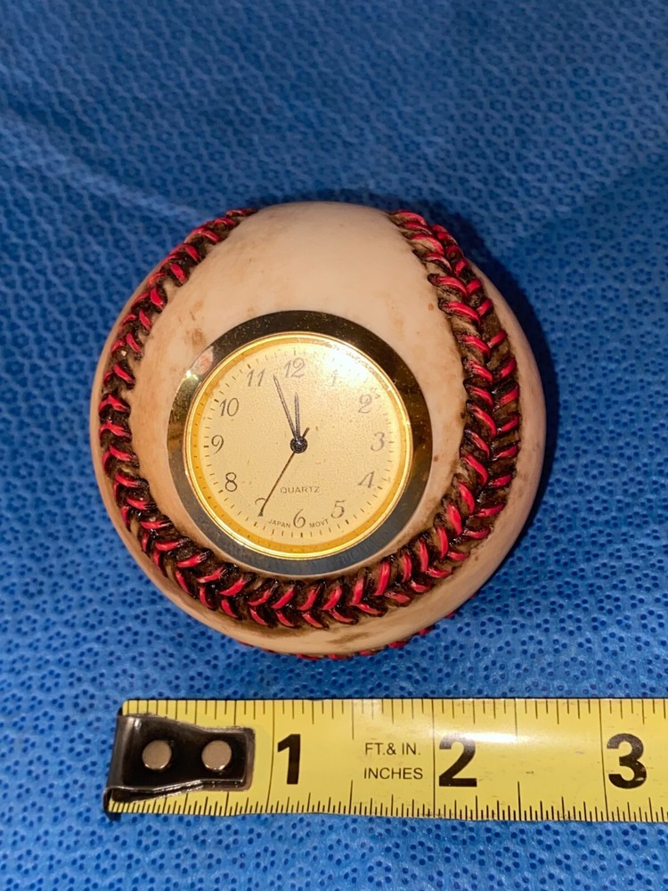 SS Sarna Baseball Desk Clock