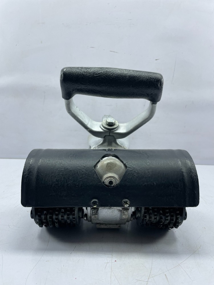 Aurand MP-12601 Pneumatic Deck Scaler Paint Rust Remove Surface Cleaning Tool