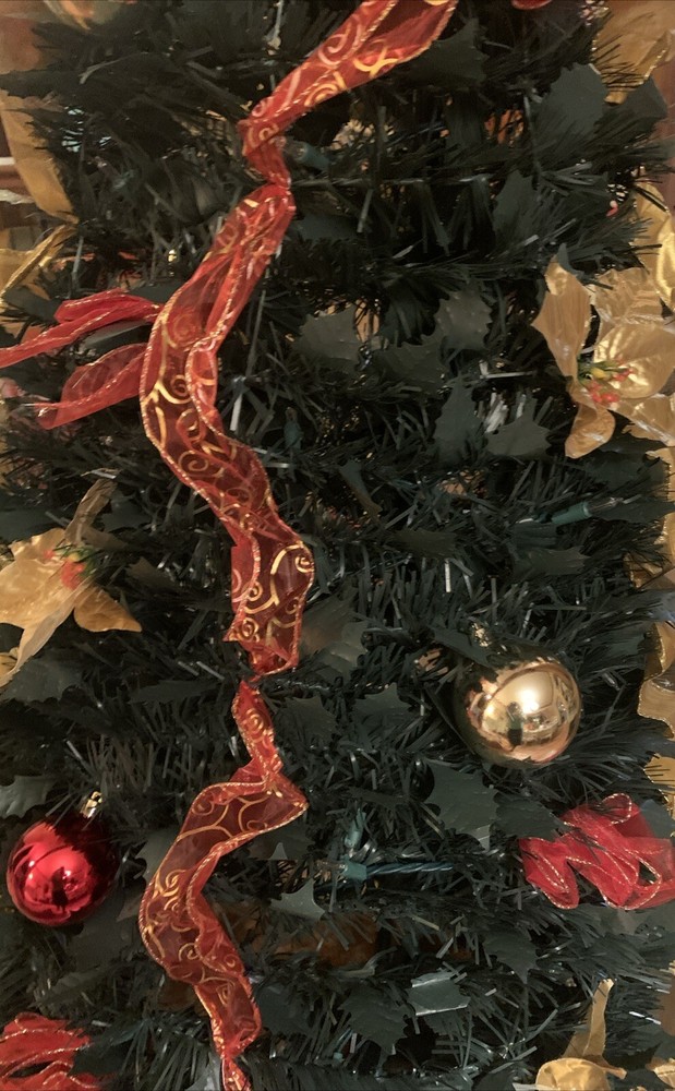 Prextex Premium 6 ft Pre-Decorated Christmas Tree