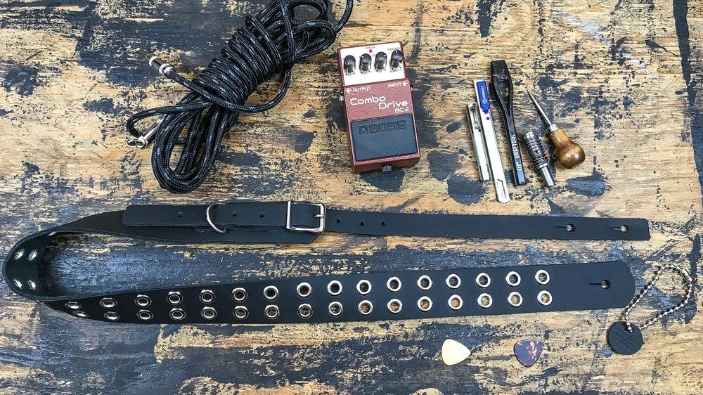 2 1/4" Wide Double Hole Black Cowhide Classic Guitar Strap