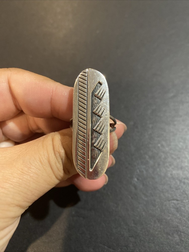 VINTAGE NAVAJO SIGNED AL STERLING SILVER RING SIZE 7